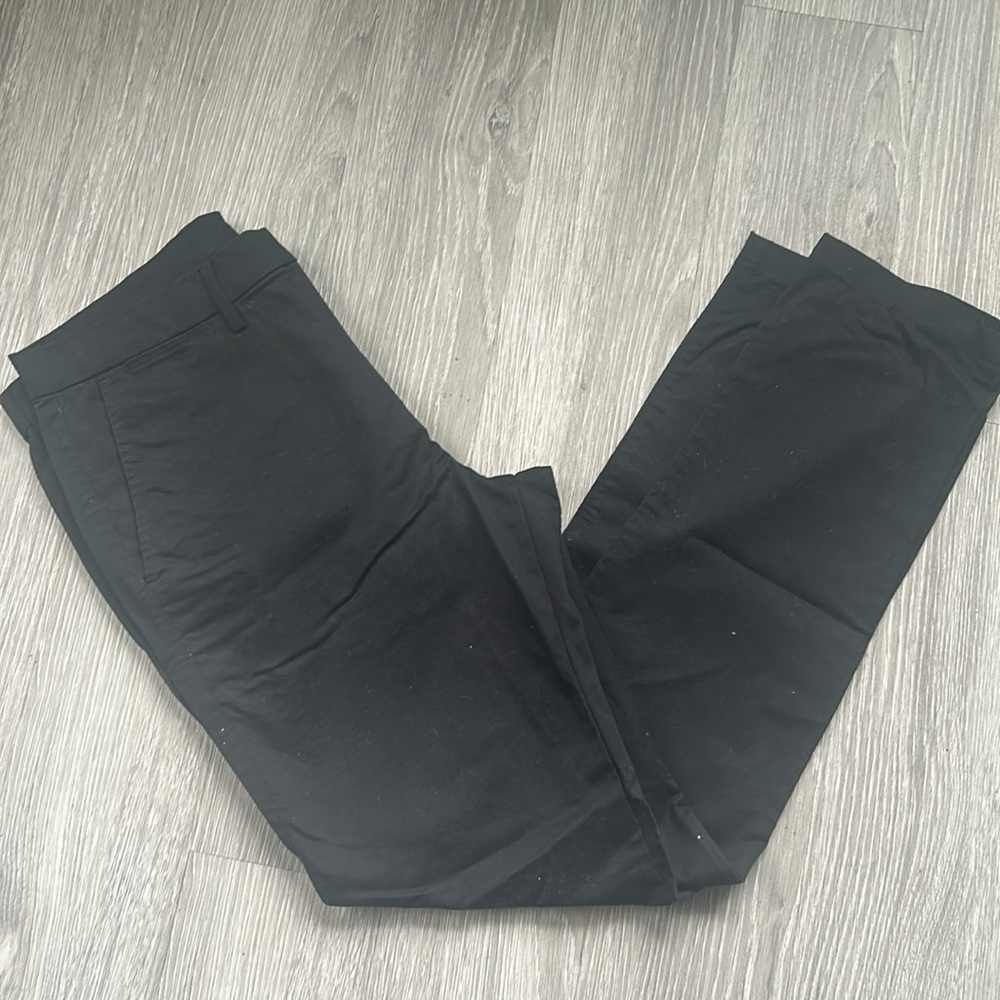 NWOT Gap Skinny Essential Khaki’s Men's Black Pants